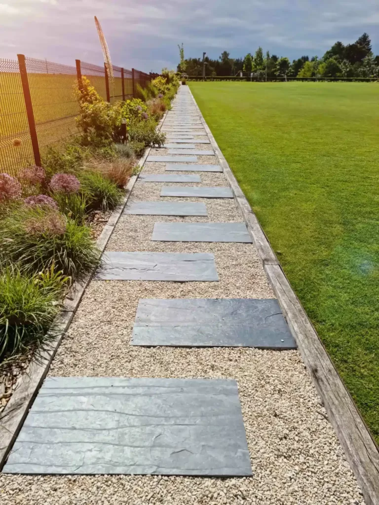 Allée dalles d'ardoise
