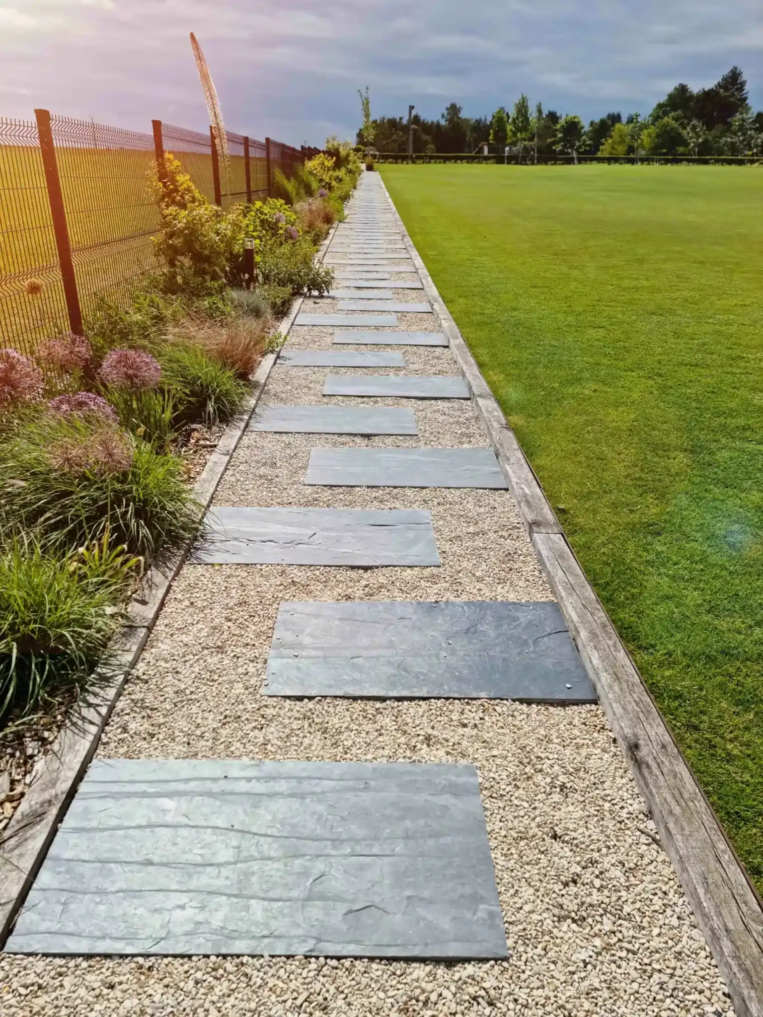 Allée dalles d'ardoise